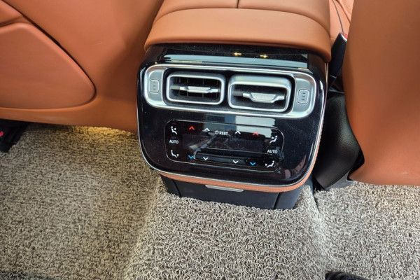 2022 Mercedes-Benz S-Класс с пробегом 87 030 км