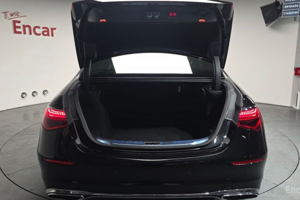 2022 Mercedes-Benz S-Класс с пробегом 47 295 км