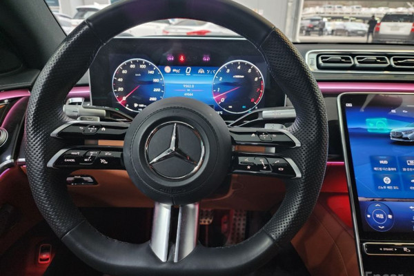 2023 Mercedes-Benz S-Класс с пробегом 49 564 км