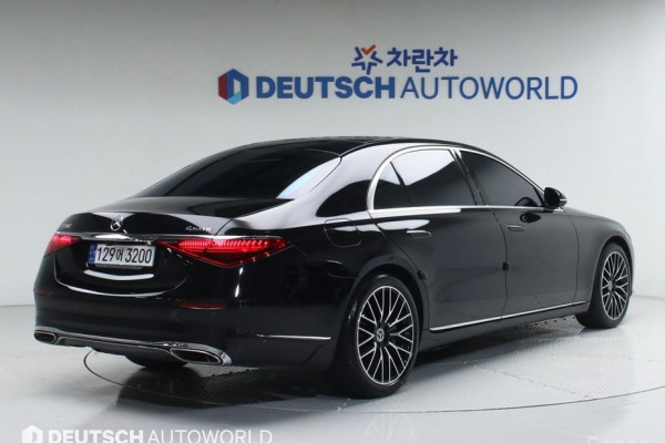 2022 Mercedes-Benz S-Класс с пробегом 42 758 км