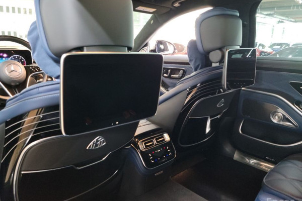 2022 Mercedes-Benz S-Класс с пробегом 27 000 км