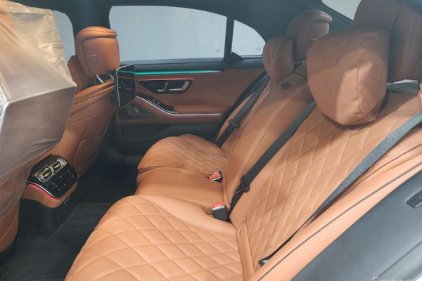 2023 Mercedes-Benz S-Класс с пробегом 49 564 км