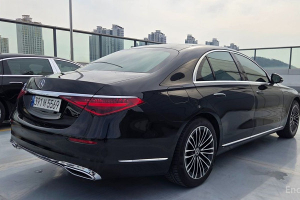 2023 Mercedes-Benz S-Класс с пробегом 22 580 км
