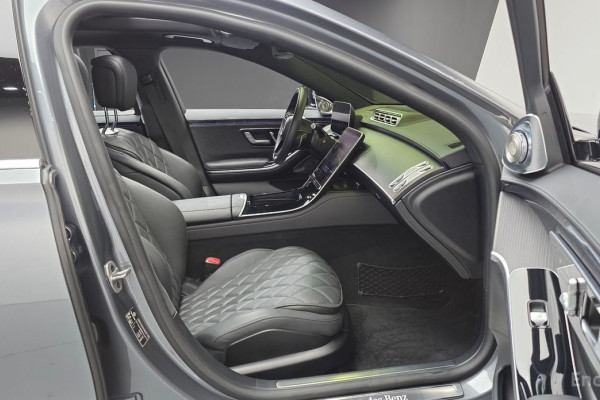2023 Mercedes-Benz S-Класс с пробегом 17 266 км