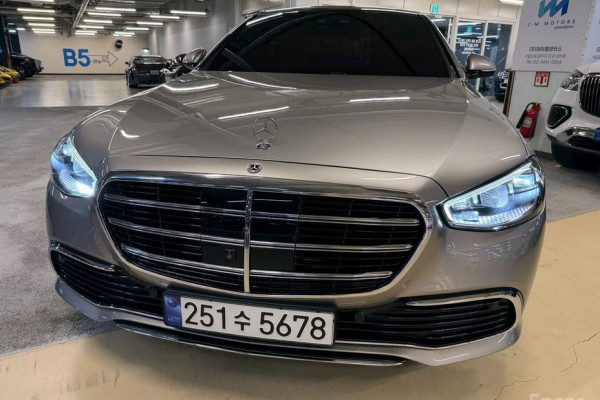 2022 Mercedes-Benz S-Класс с пробегом 29 500 км