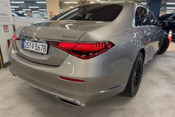 2022 Mercedes-Benz S-Класс с пробегом 29 500 км