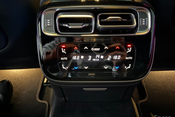 2022 Mercedes-Benz S-Класс с пробегом 68 061 км