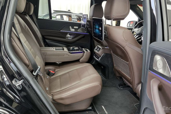 2023 Mercedes-Benz GLS с пробегом 44 012 км