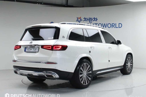 2023 Mercedes-Benz GLS с пробегом 8 090 км