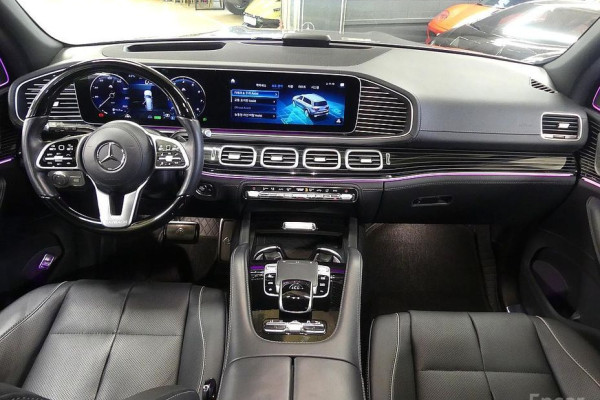 2023 Mercedes-Benz GLS с пробегом 27 000 км