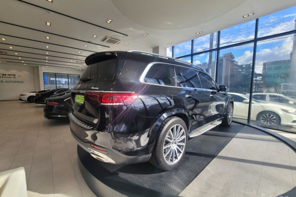 2022 Mercedes-Benz GLS с пробегом 73 112 км