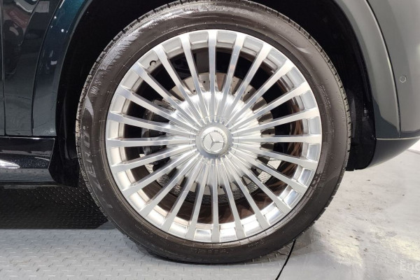 2023 Mercedes-Benz GLS с пробегом 5 508 км