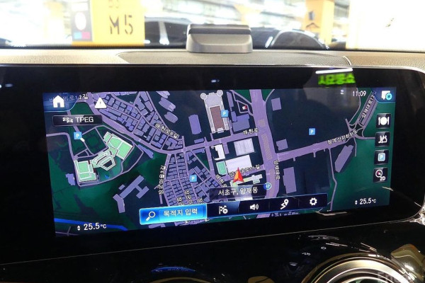 2023 Mercedes-Benz GLB с пробегом 26 000 км