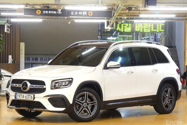 2023 Mercedes-Benz GLB с пробегом 26 000 км