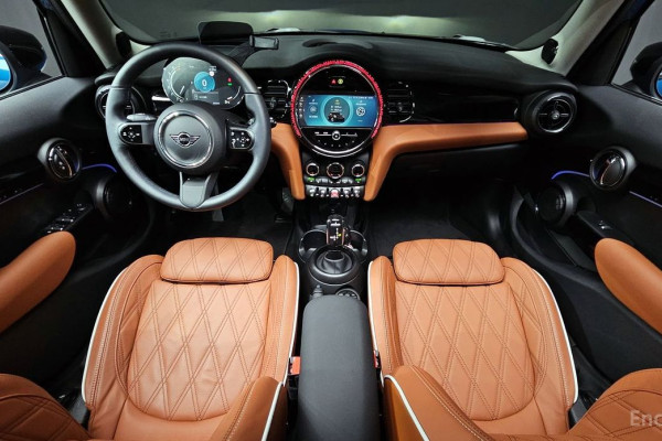 2023 Mini  с пробегом 10 313 км