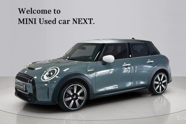 2023 Mini  с пробегом 14 402 км