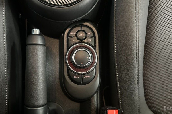 2023 Mini  с пробегом 14 402 км