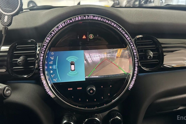 2023 Mini  с пробегом 14 402 км