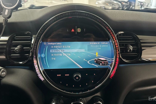 2023 Mini  с пробегом 14 402 км