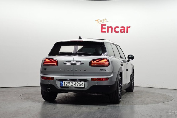 2023 Mini Clubman с пробегом 35 845 км