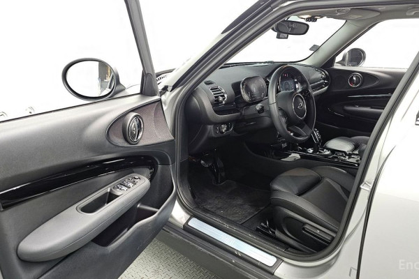 2023 Mini Clubman с пробегом 35 845 км