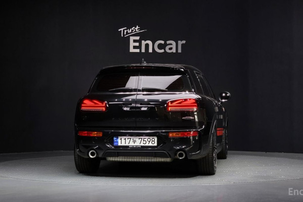 2023 Mini Clubman с пробегом 34 250 км