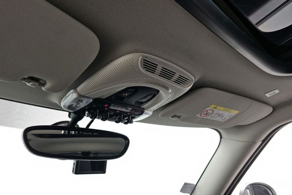 2023 Mini Clubman с пробегом 35 845 км