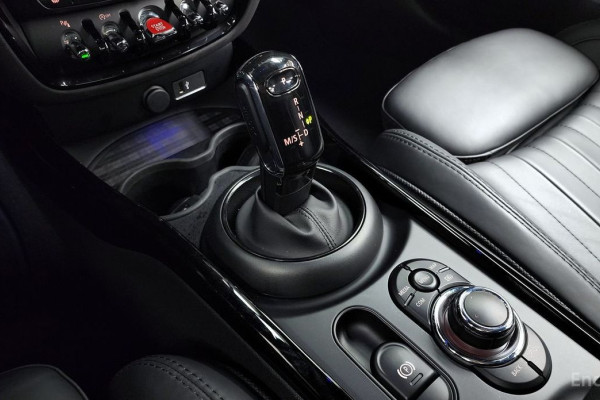 2022 Mini Clubman с пробегом 9 754 км