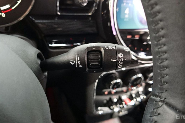 2023 Mini Clubman с пробегом 35 845 км