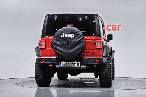 2022 Jeep Wrangler с пробегом 13 595 км