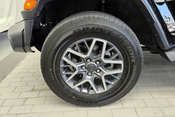 2022 Jeep Wrangler с пробегом 34 804 км