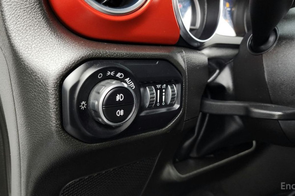 2022 Jeep Wrangler с пробегом 43 645 км