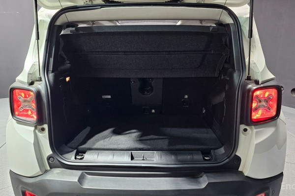 2022 Jeep Renegade с пробегом 31 259 км