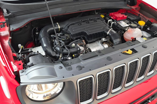 2022 Jeep Renegade с пробегом 4 444 км