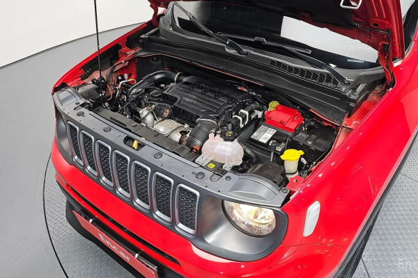 2022 Jeep Renegade с пробегом 26 272 км