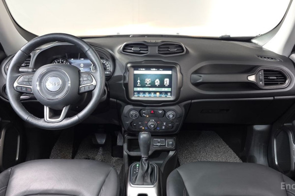 2022 Jeep Renegade с пробегом 20 094 км