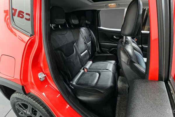 2022 Jeep Renegade с пробегом 26 272 км