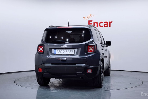 2022 Jeep Renegade с пробегом 23 347 км