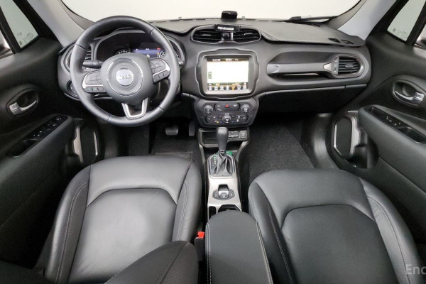 2022 Jeep Renegade с пробегом 23 347 км