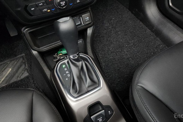 2022 Jeep Renegade с пробегом 23 347 км