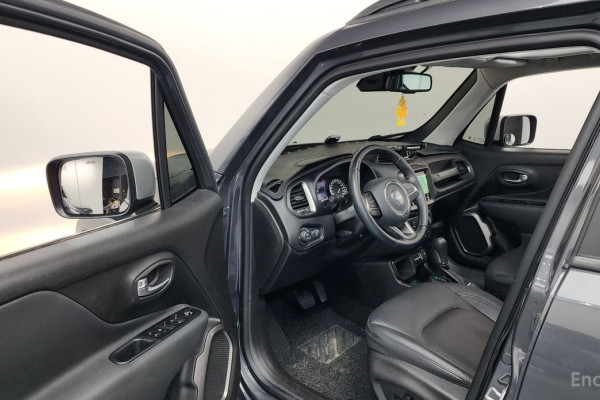 2022 Jeep Renegade с пробегом 23 347 км