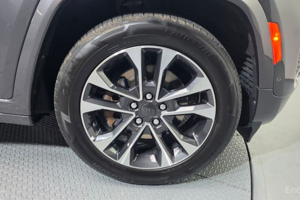 2022 Jeep Cherokee с пробегом 80 421 км