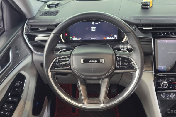 2022 Jeep Cherokee с пробегом 80 421 км