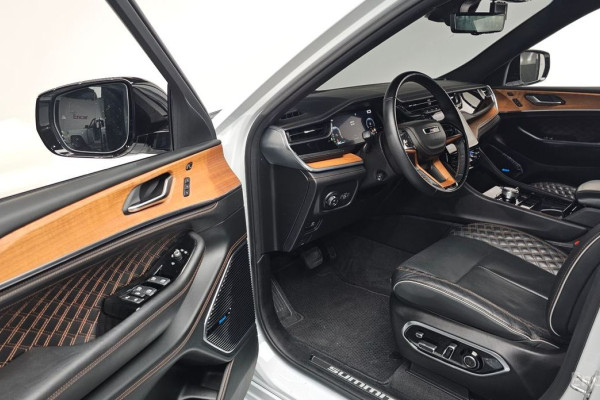 2022 Jeep Cherokee с пробегом 68 120 км