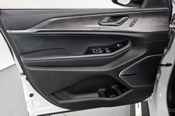 2022 Jeep Cherokee с пробегом 81 189 км