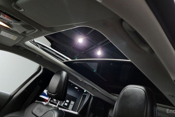 2022 Jeep Cherokee с пробегом 73 341 км