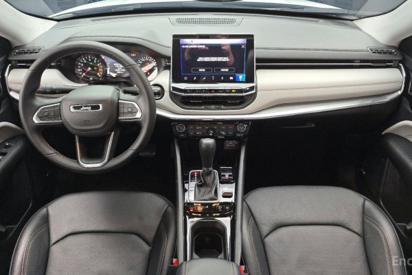 2022 Jeep Compass с пробегом 9 991 км