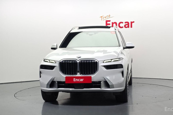 2023 BMW X7 с пробегом 41 024 км