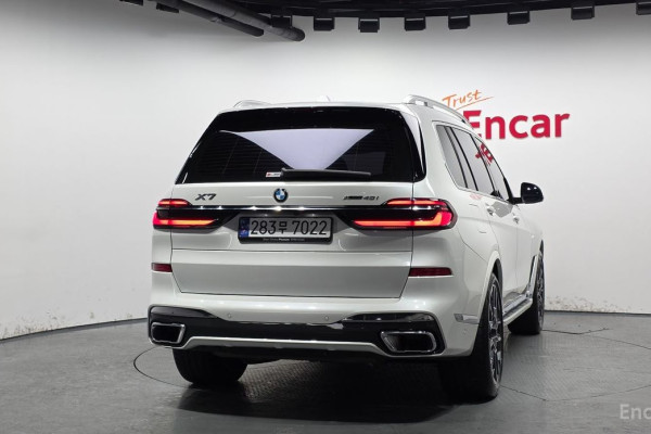 2023 BMW X7 с пробегом 23 501 км