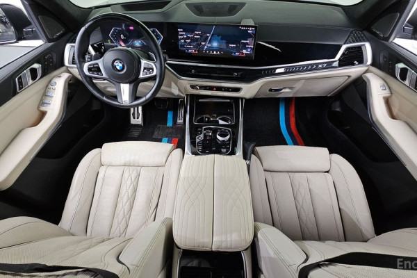 2023 BMW X7 с пробегом 29 092 км